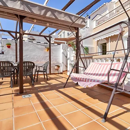 Vivienda Con Piscina Nerja