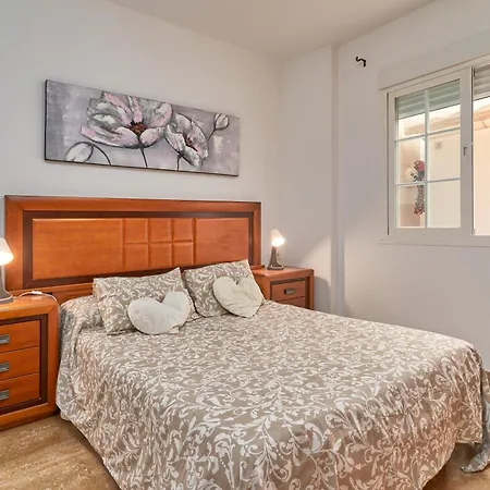 Vivienda Con Piscina Nerja